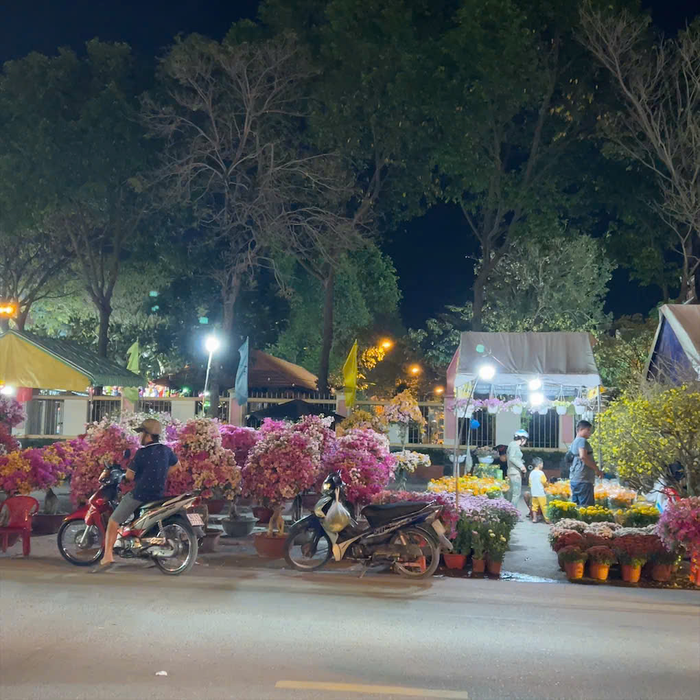 Chợ Tết